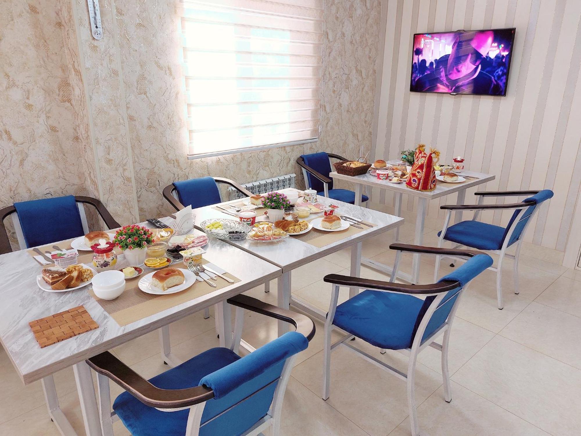 בוקורו Nanosh East Hotel מראה חיצוני תמונה